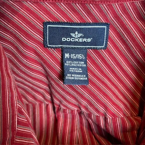 Dockers Men's Button Down Shirt Crimson Red Striped Size Medium - Picture 8 of 9
